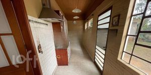 Image 9 - 855373
