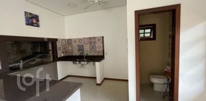 Image 19 - 855373