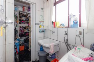 Image 35 - 855386