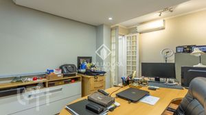 Image 28 - 855401
