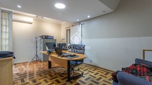 Image 21 - 855401
