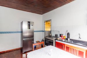 Image 15 - 855402