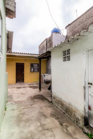 Image 20 - 855402