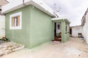 Image 21 - 855402