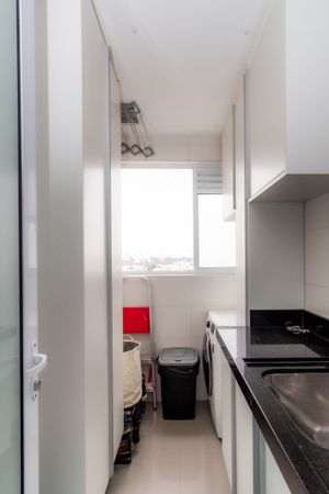 Image 36 - 855404