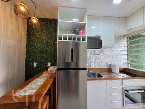 Image 6 - 855406
