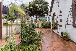 Image 3 - 855418