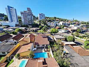 Image 9 - 855429