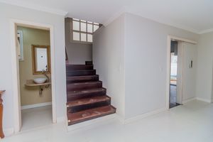 Image 9 - 855432