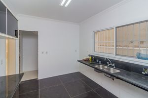 Image 34 - 855432