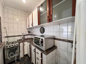 Image 4 - 855435