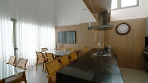 Image 28 - 855459