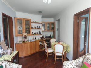 Image 6 - 855460