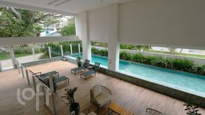 Image 13 - 855461