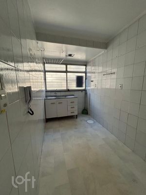 Image 13 - 855485