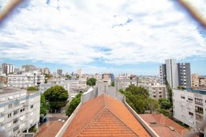 Image 21 - 855516