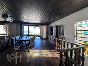 Image 9 - 855533