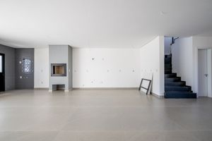 Image 3 - 855535