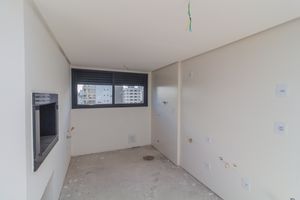 Image 29 - 855549