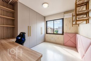 Image 6 - 855553