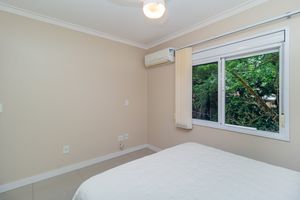 Image 17 - 855590