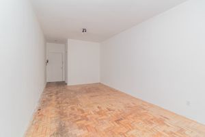 Image 7 - 855597