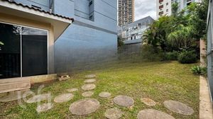 Image 46 - 855738
