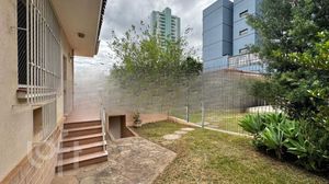 Image 3 - 855738