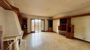 Image 8 - 855738