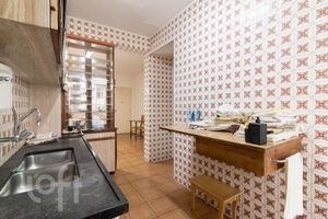 Image 3 - 855761