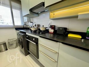 Image 24 - 855768