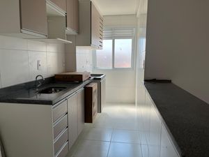 Image 4 - 855775