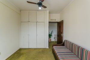 Image 11 - 855777