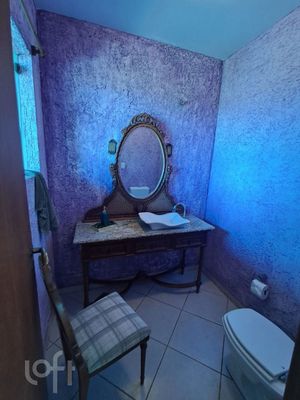 Image 4 - 855782