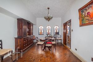 Image 6 - 855797