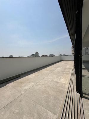Image 11 - 855811