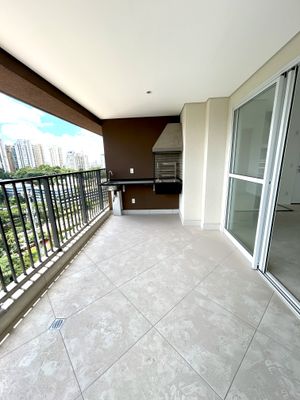 Image 7 - 855837
