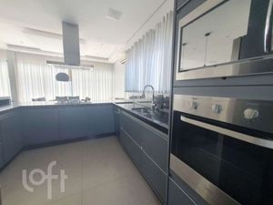 Image 7 - 855877