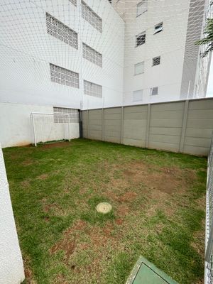 Image 32 - 855888
