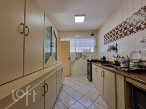 Image 9 - 855906