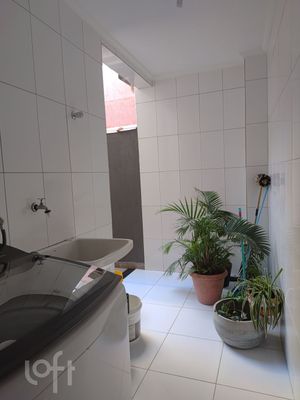 Image 3 - 855913