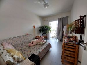Image 5 - 855926