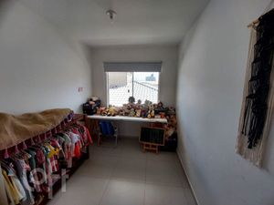 Image 7 - 855926