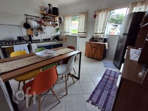 Image 5 - 855934