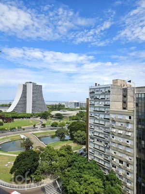 Image 19 - 855938