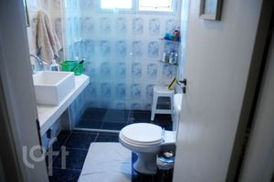 Image 8 - 855966