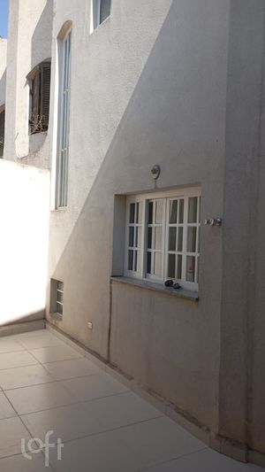 Image 21 - 855968
