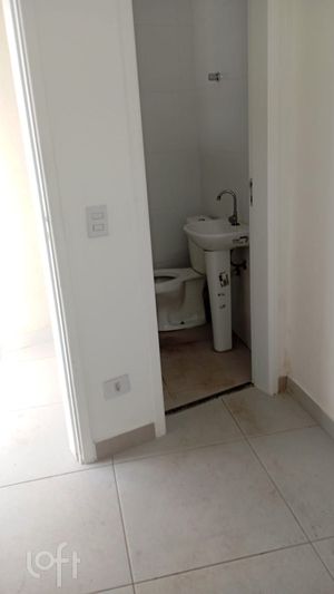 Image 7 - 855968