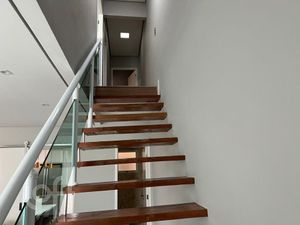 Image 14 - 855978
