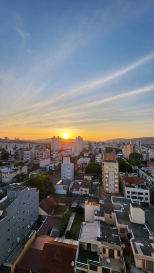 Image 3 - 855989